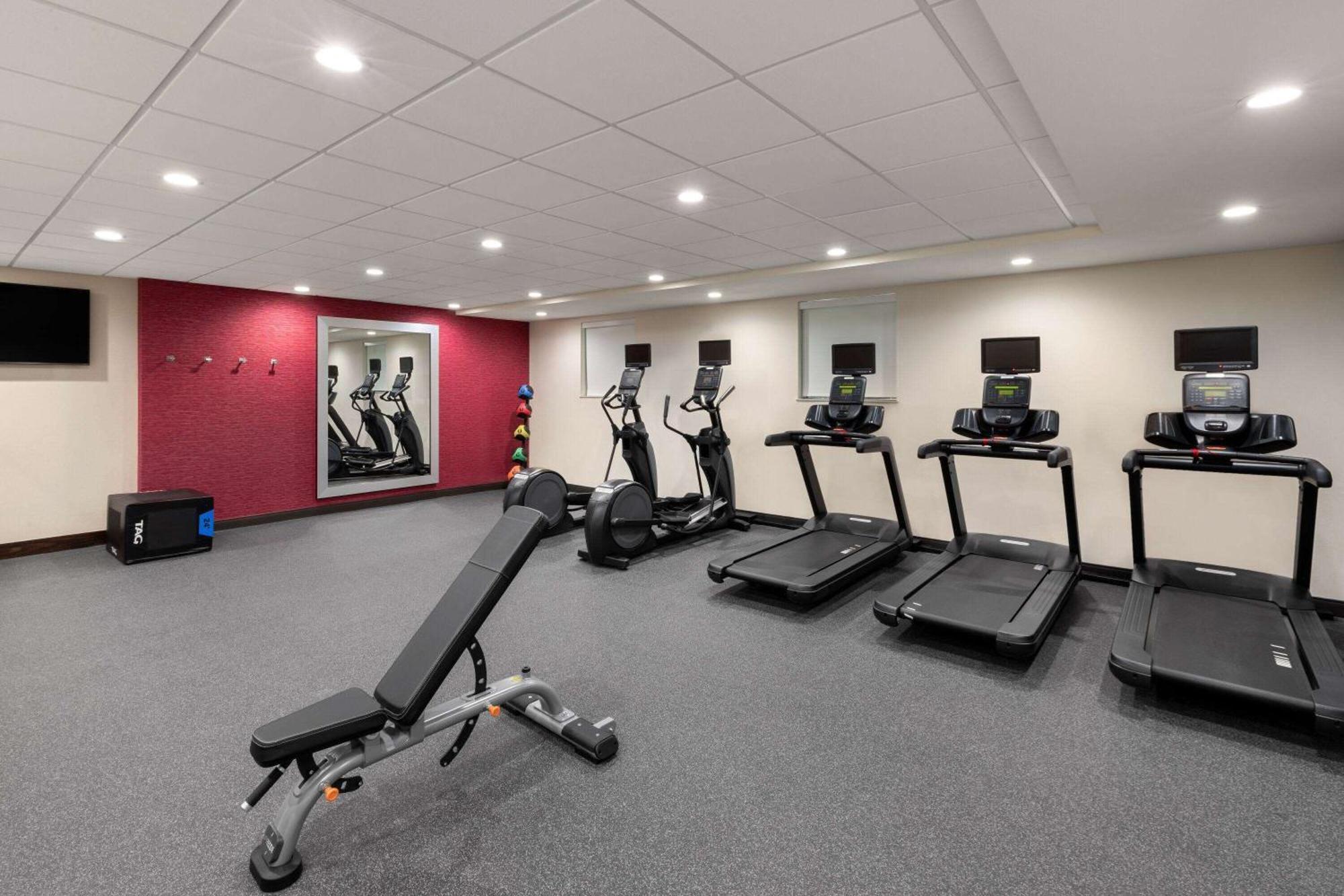 Hawthorn Extended Stay By Wyndham Kingwood Houston Exterior photo