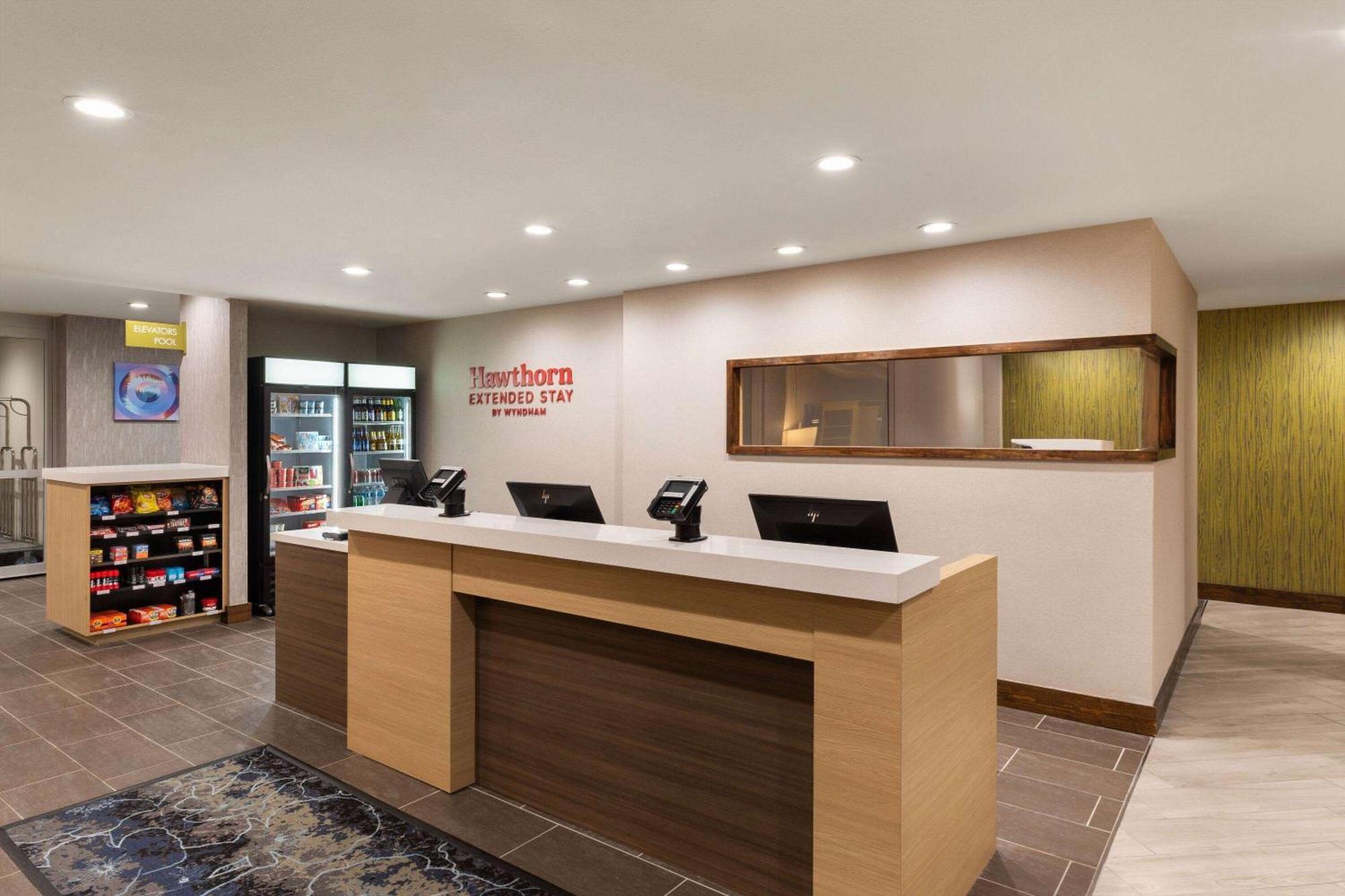 Hawthorn Extended Stay By Wyndham Kingwood Houston Exterior photo
